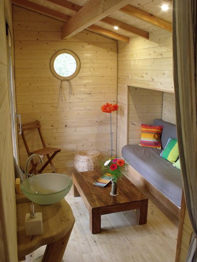 La Cabane du Vieux Chêne Susmiou Exterior foto