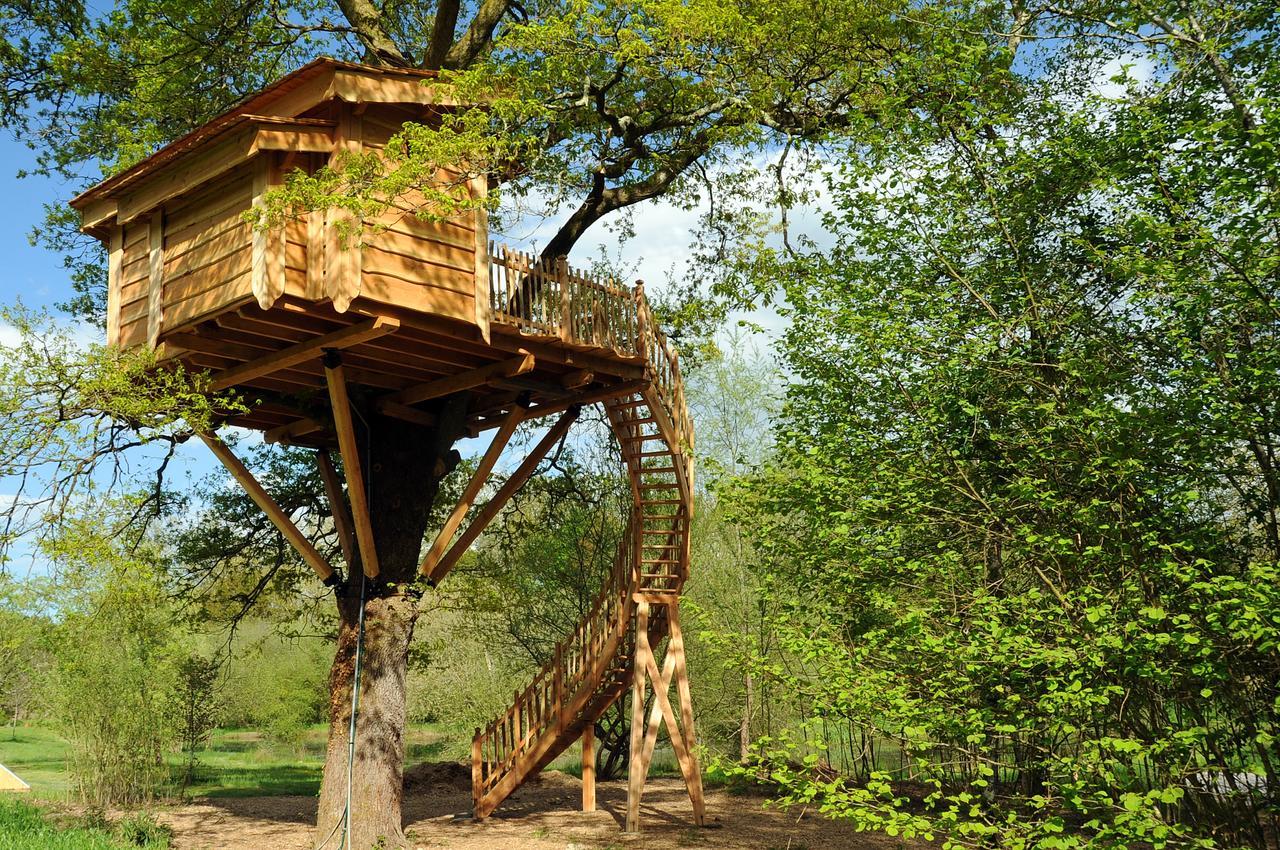 La Cabane du Vieux Chêne Susmiou Exterior foto